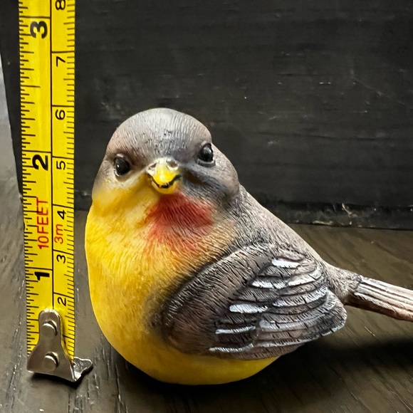 Three Little Birds 🎶 (3 Figurines) - Picture 6 of 10